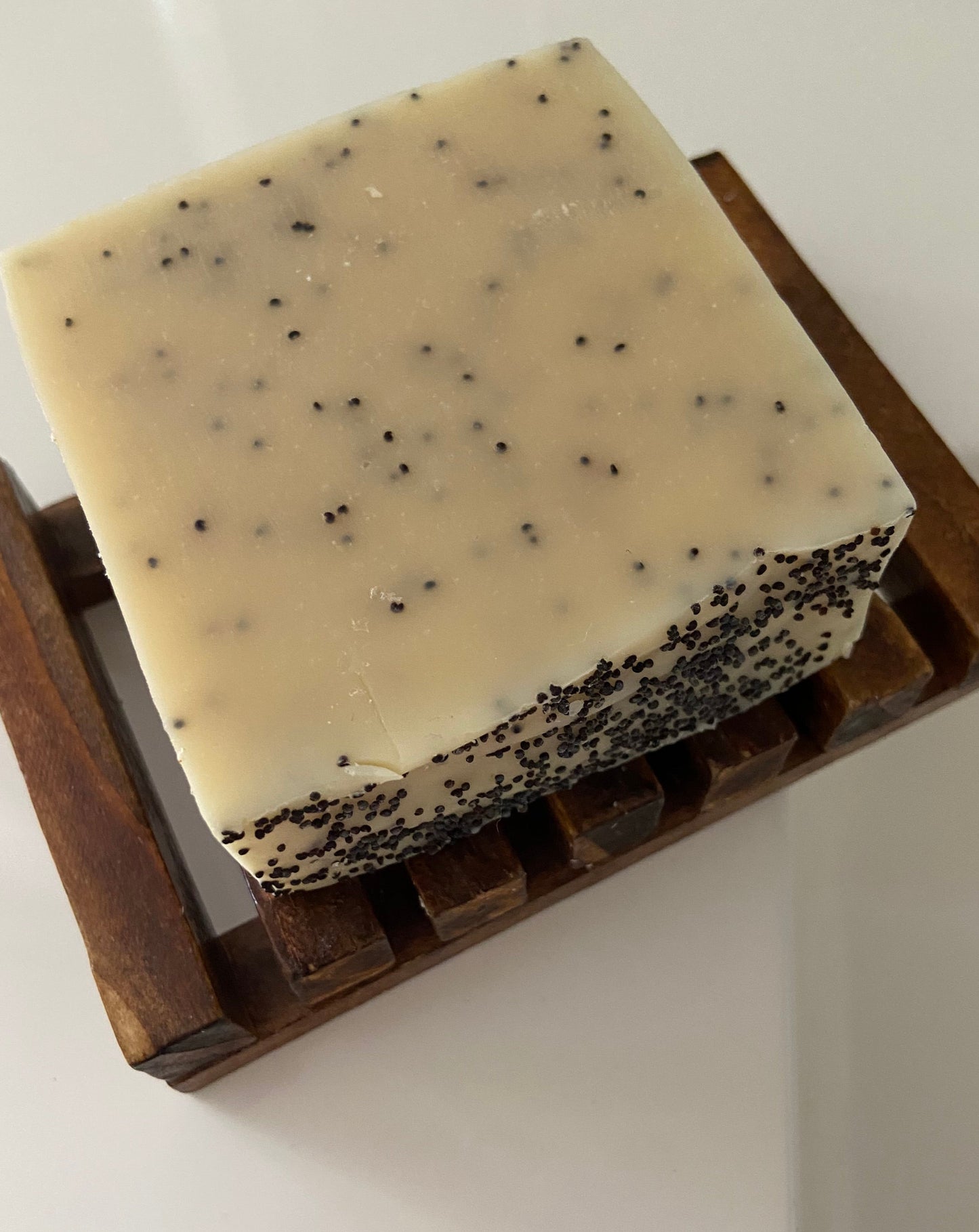 Lemon & Poppy Seed (120g Bar)